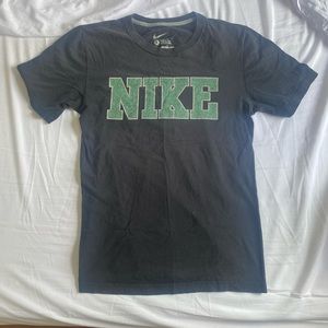Nike tee